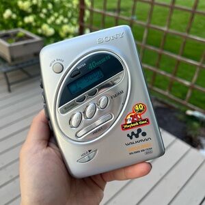 Sony Silver Portable Walkman with Mega Bass WM-FX244 AM/FM